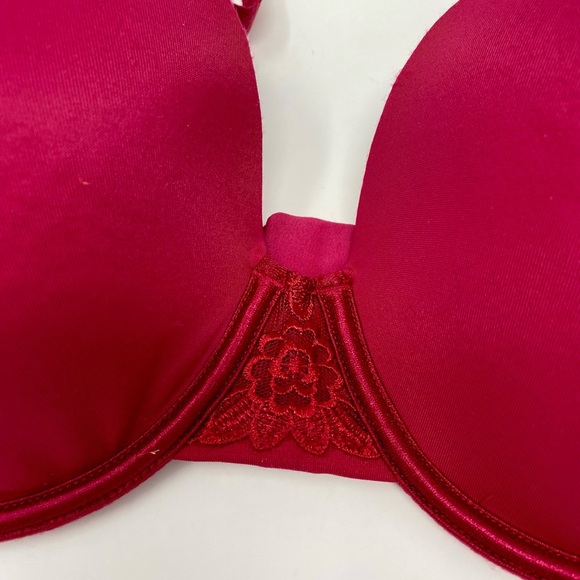 Bundle of Women’s Bras Size 38C - Picture 2 of 9